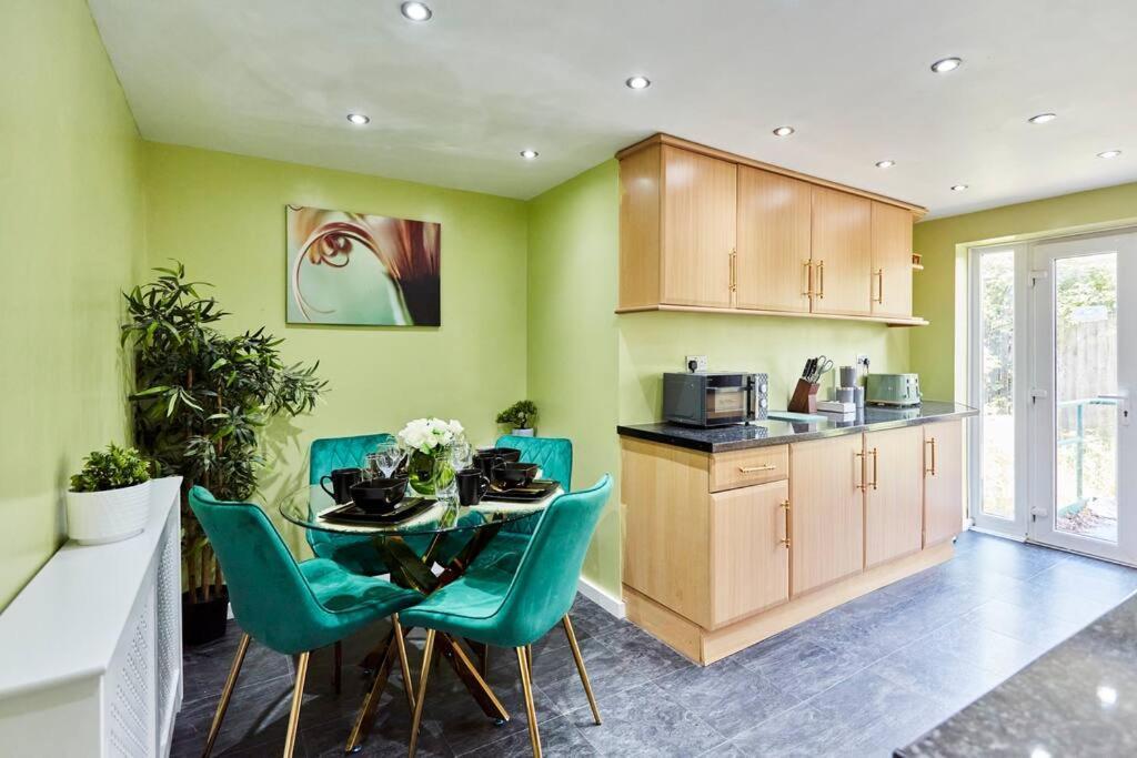 *Little Haven In Leeds* ¤Private Parking¤ Ensuite Leeds  Exterior photo